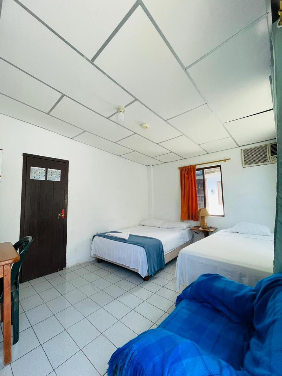 Hostal Darwin Puerto Ayora  Kültér fotó