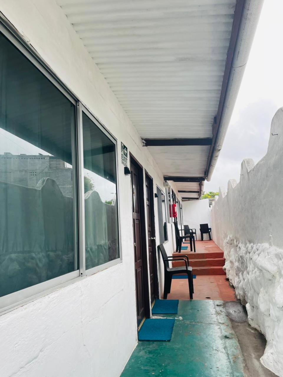 Hostal Darwin Puerto Ayora  Kültér fotó